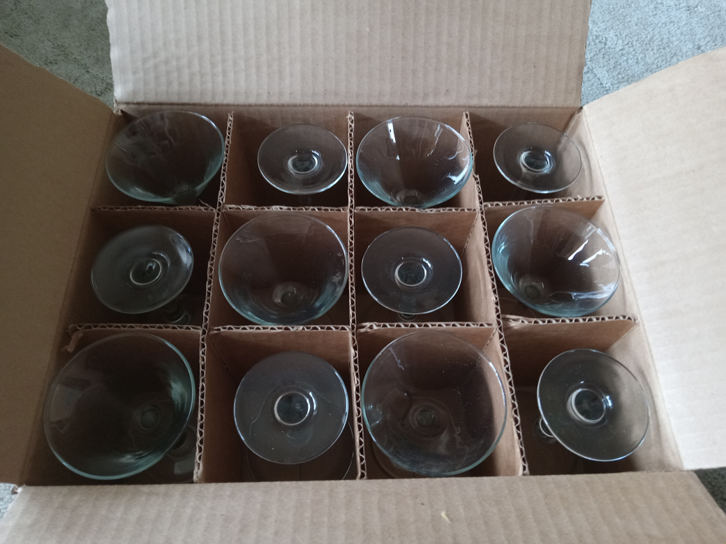 Mini martini glasses (12 pack) - Brandnew image indicator(3)