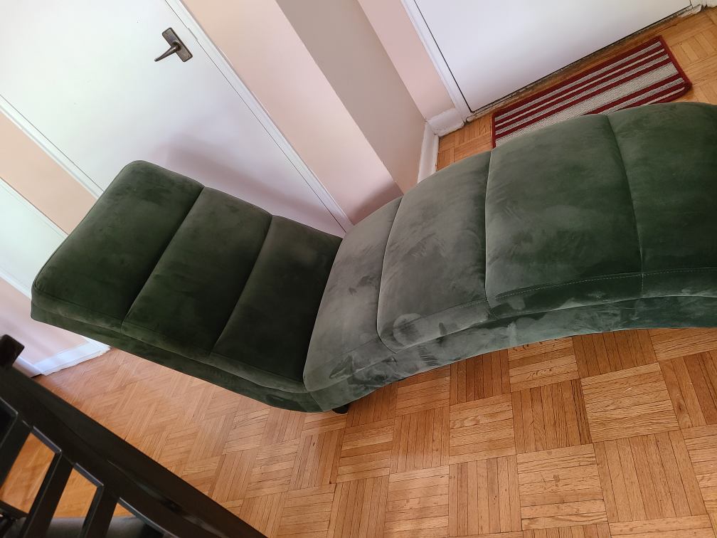 beautiful green velvet love sofa - photo 2