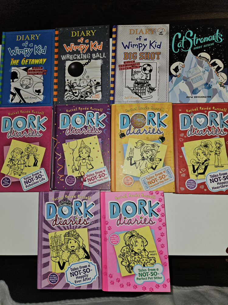 Kid's Books Captain Underpants, Dork Diaries + - photo 2
