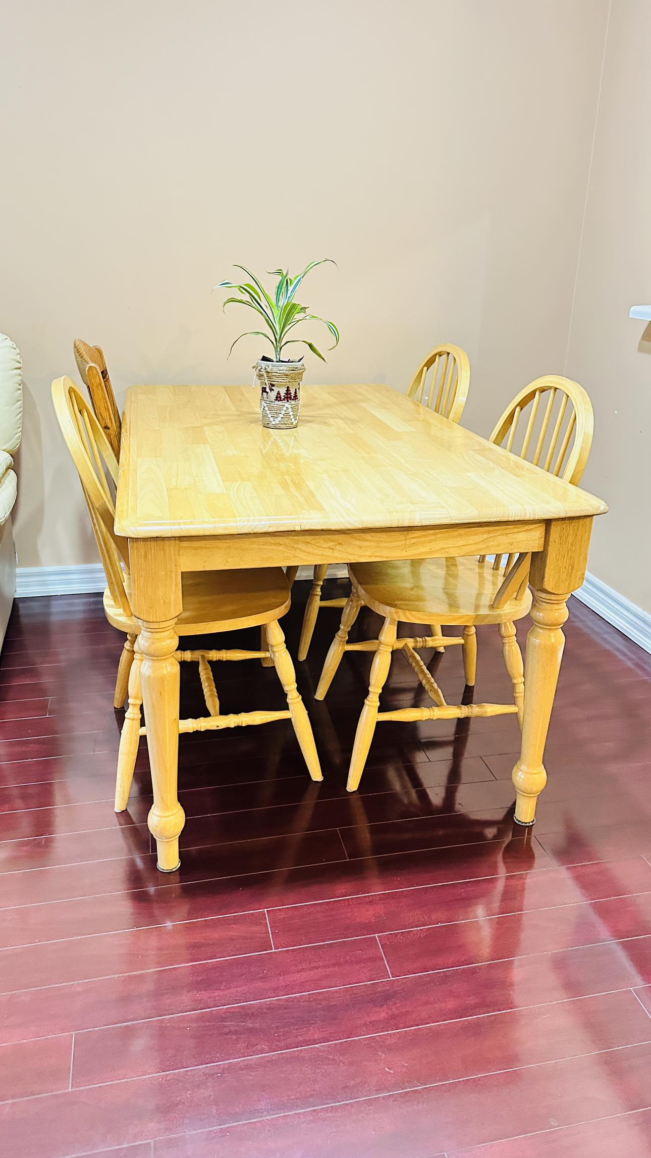 Dinning table - photo 2