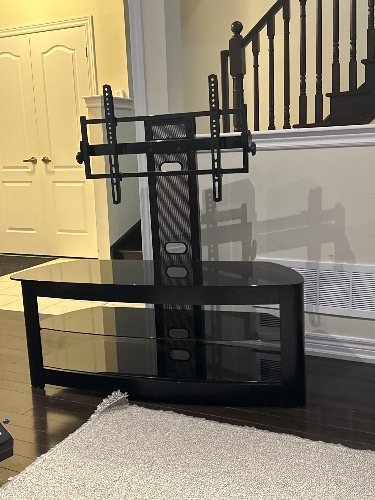 TV STAND - photo 2
