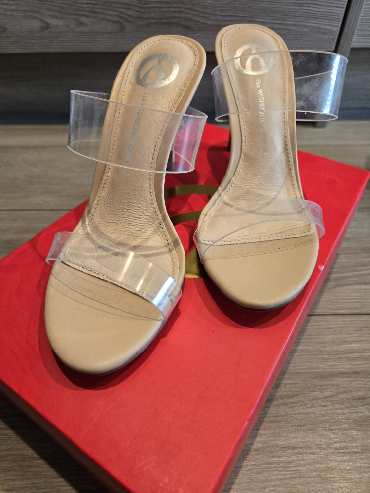 wishbone slip ons