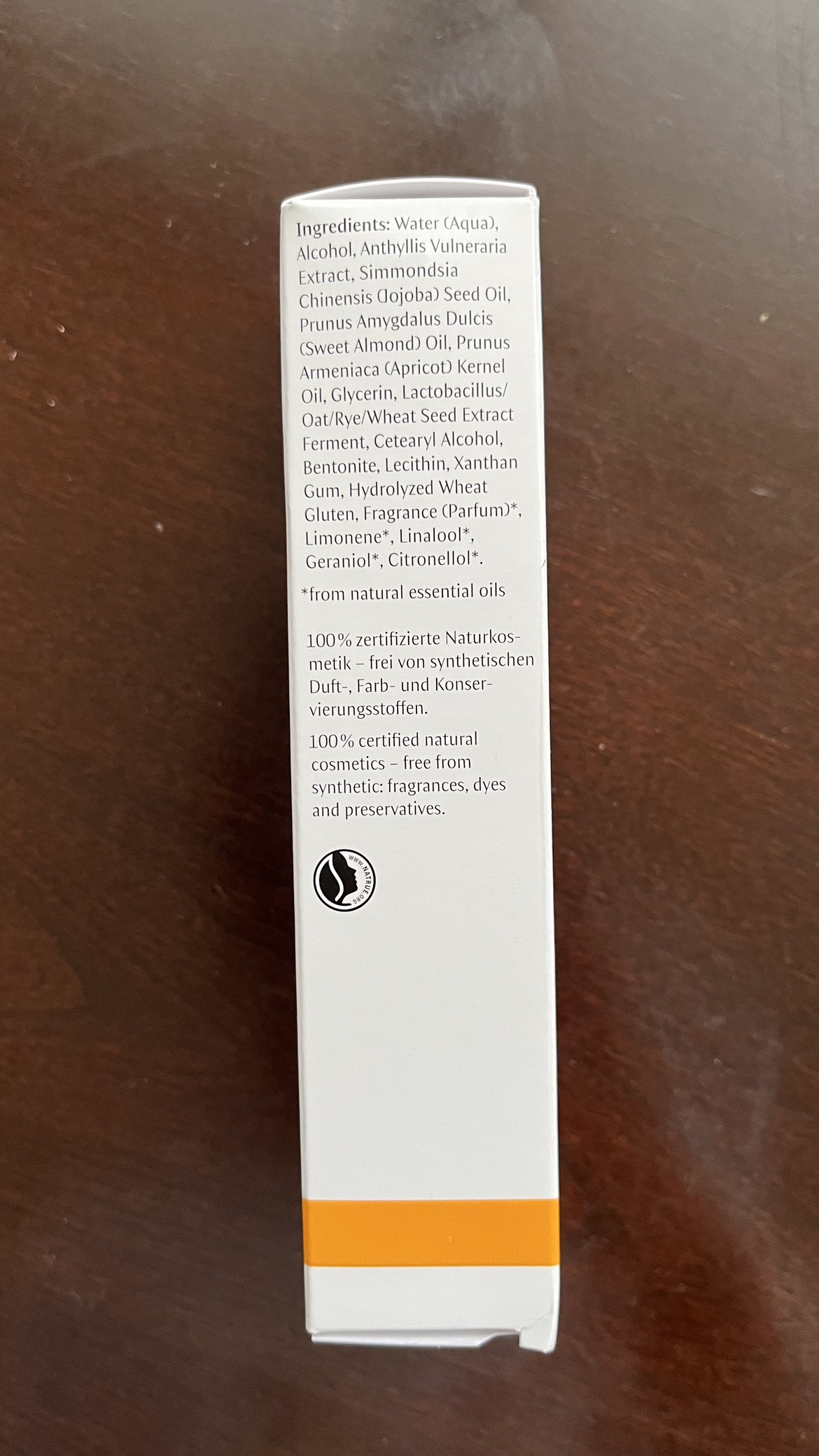 Dr. Hauschka Soothing Cleansing Milk image indicator(2)