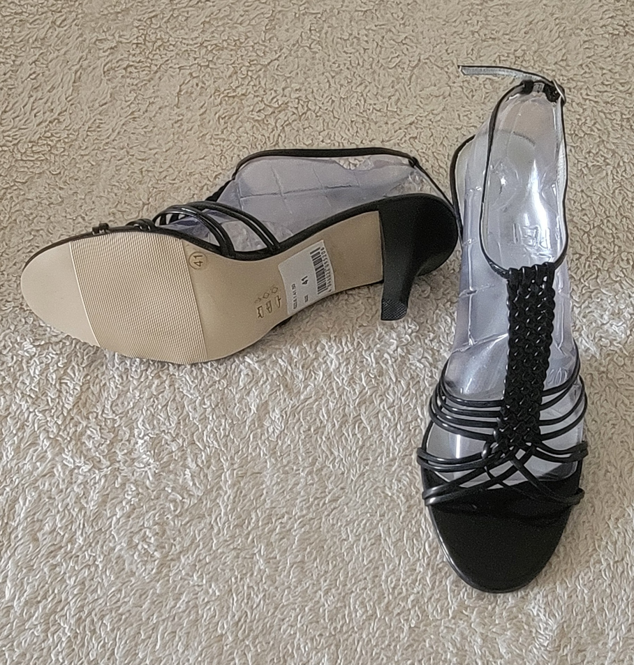 Women's Heels/ Women's Sandals image indicator(3)