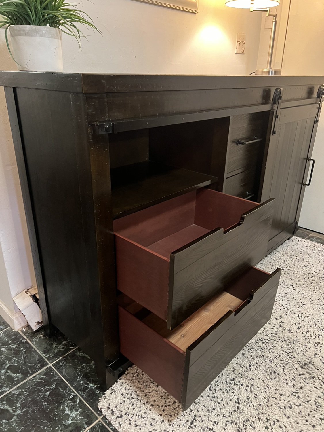 Sliding Barndoor Dresser - Like New Cond. - Delivery Extra - photo 4