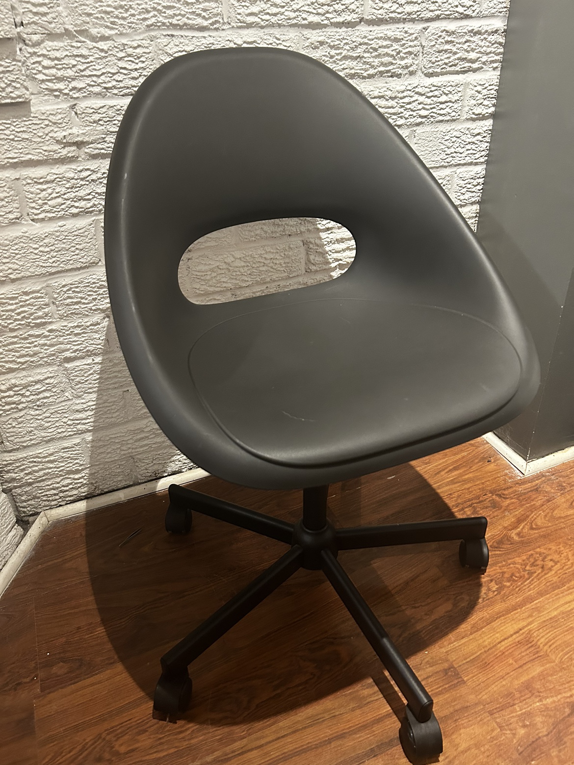 Office Chair - photo 2