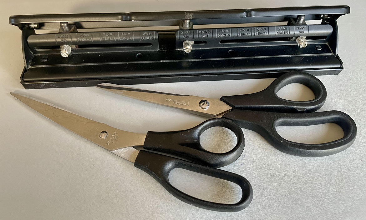 Adjustable 3 Hole Punch 2 Stainless Steel Scissors - photo 3