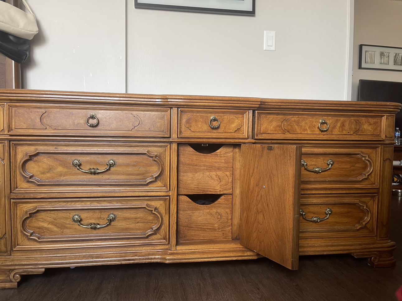 Dresser - photo 2