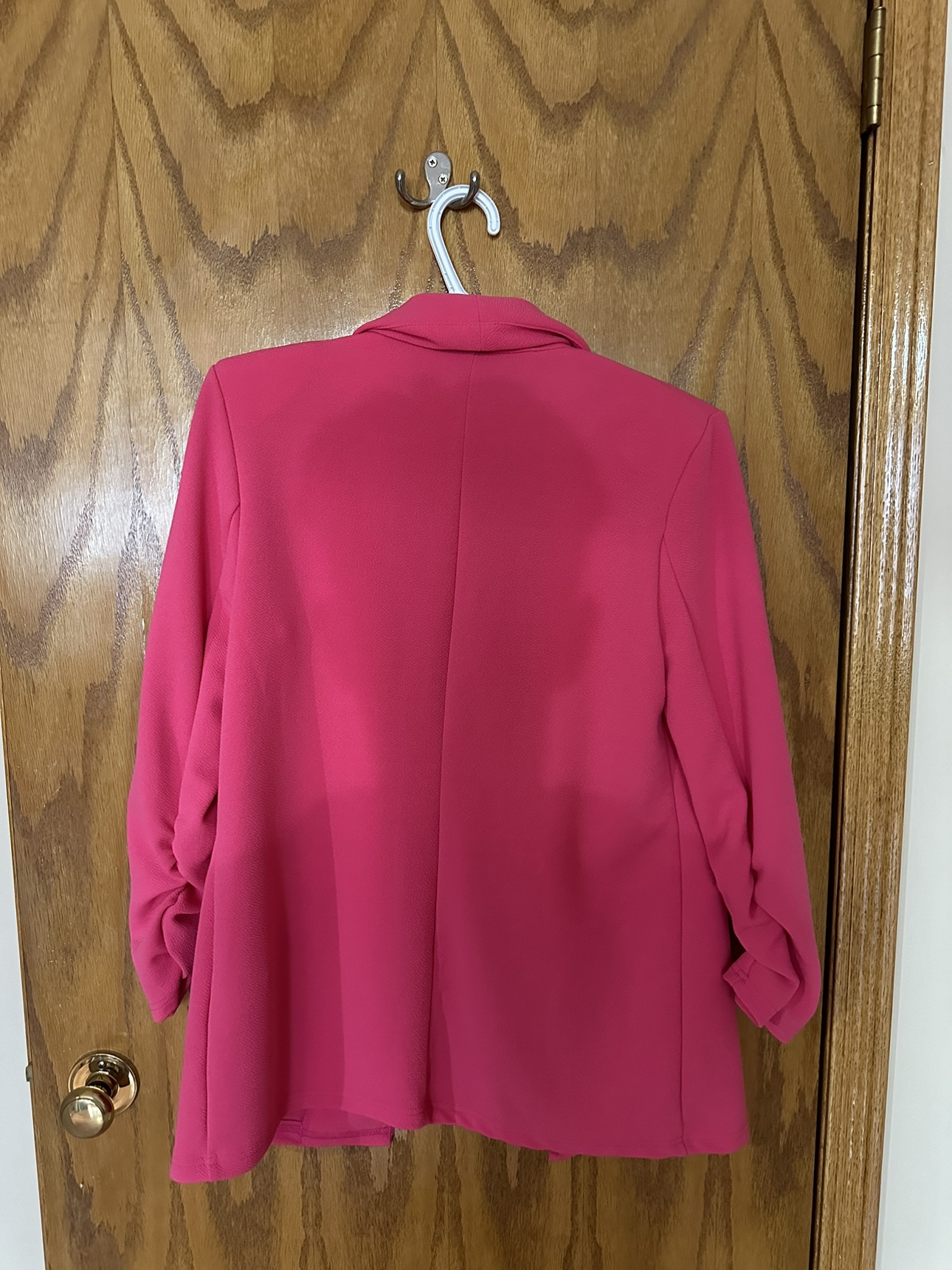 WOMENS HOT PINK BLAZER SIZE M $15 OBO‼️‼️ - photo 3