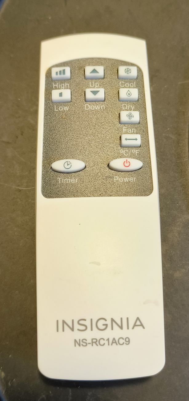 Insignia Portable Air Conditioner - 8000 BTU - photo 4