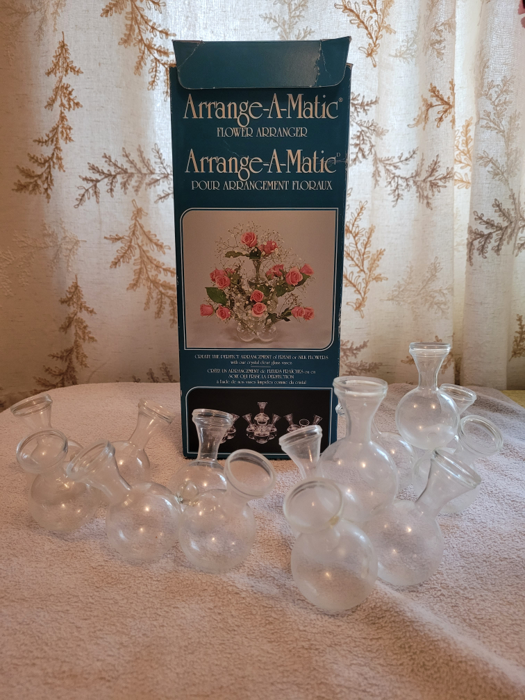 Vintage flower arranger