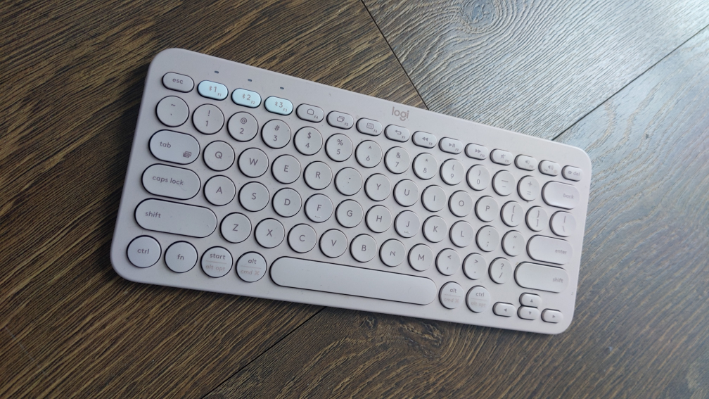 Logitech K380 Wireless Bluetooth Keyboard (3 devices) - Pink thumbnail
