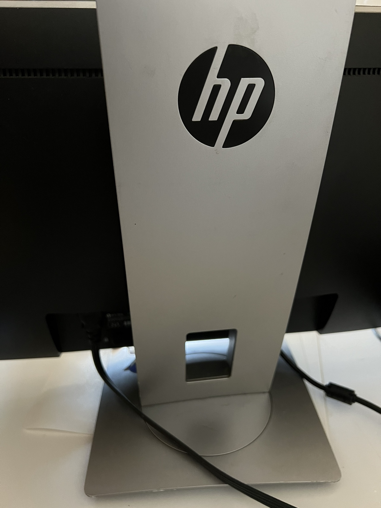 HP Monitor - photo 2