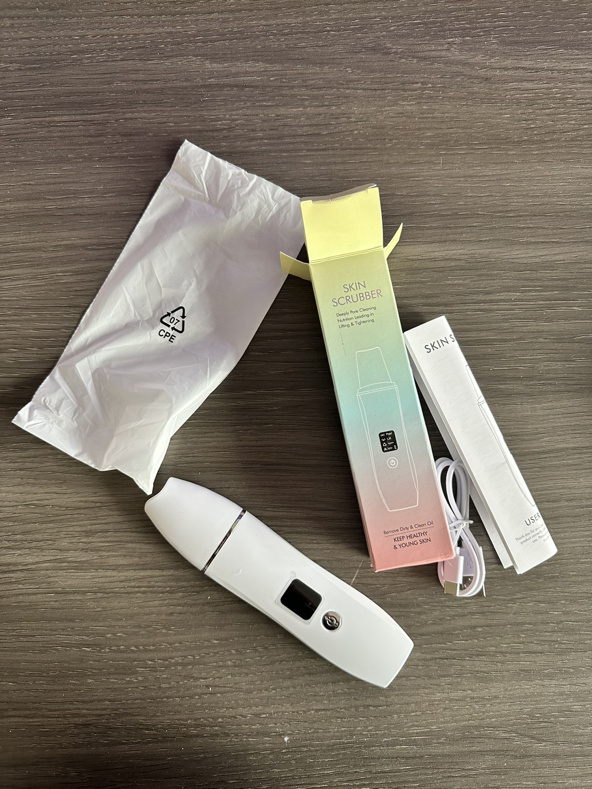 Skin scrubber