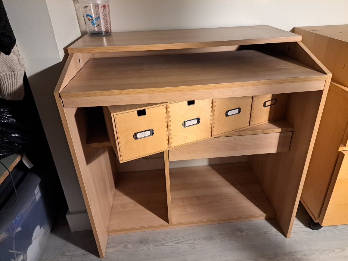 Small computer desk w/ filing pedestal - photo 3