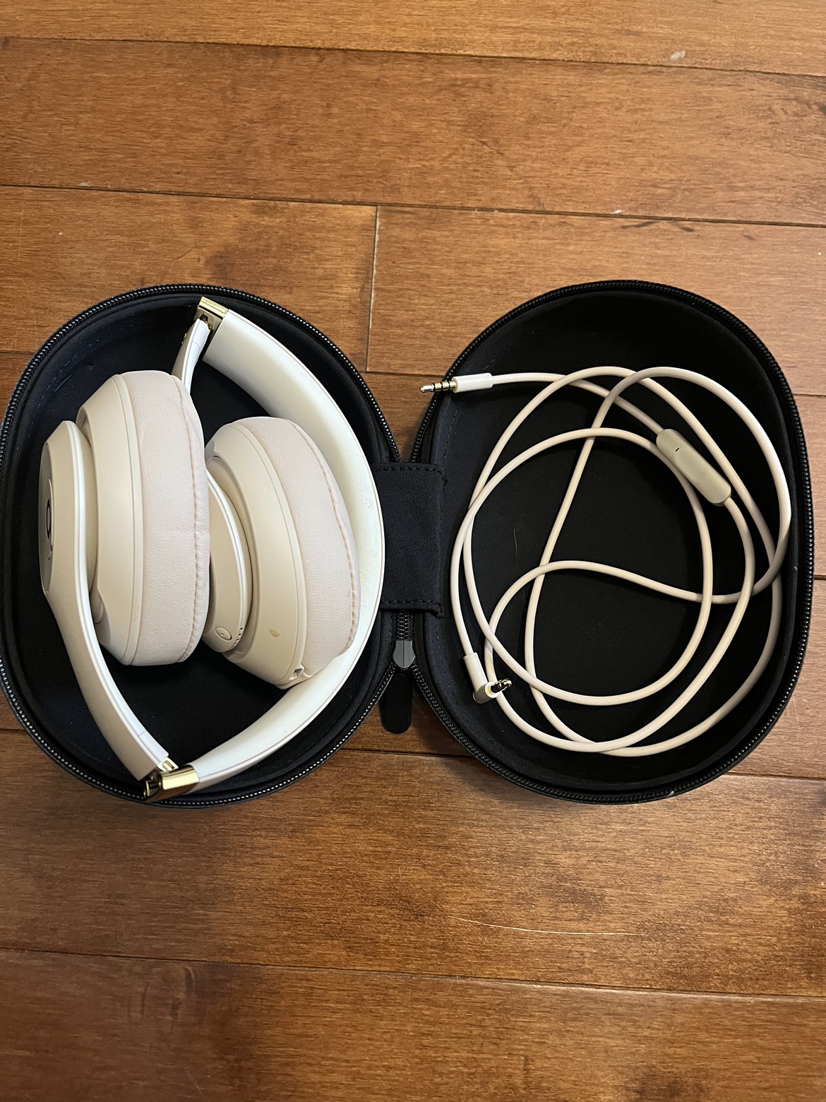 beats studio3 wireless porcelain rose used - photo 3