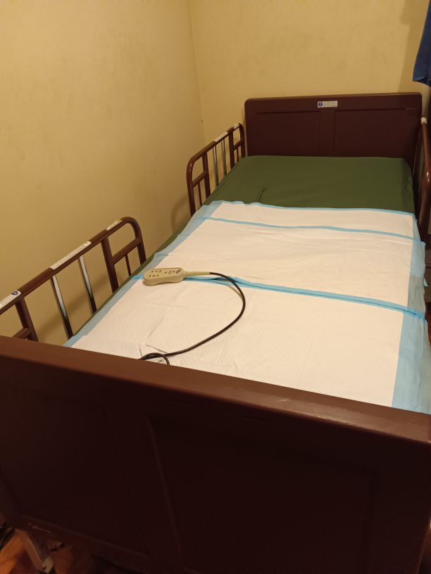 used home hospital  bed .new mattress