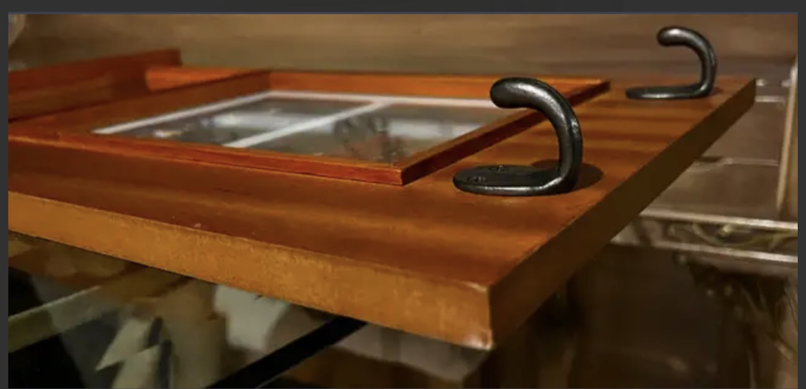 Frame with mirror & keychain holder image indicator(6)