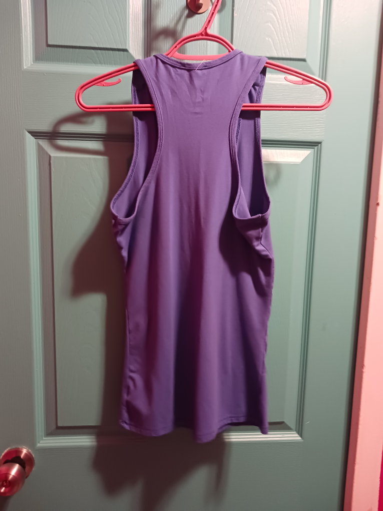 woman tank tops - photo 2