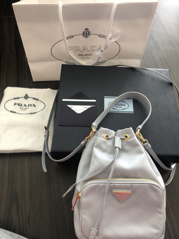 Prada re nylon bucket bag - photo 3