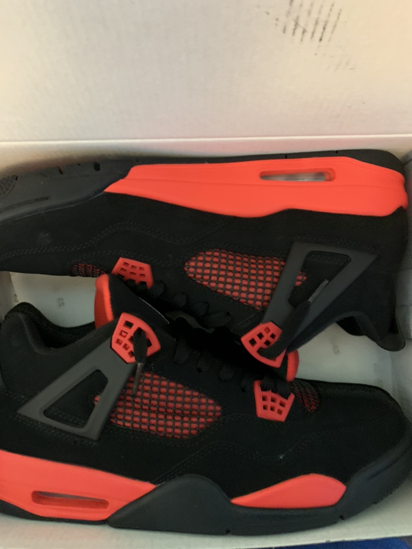 Jordan 4 red thunders thumbnail