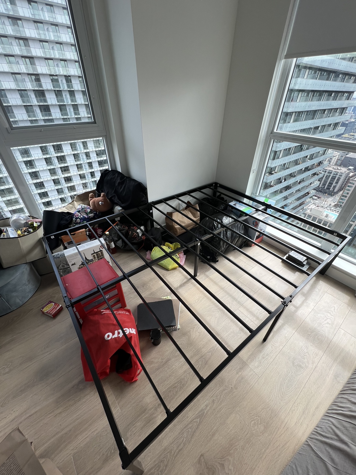 18” Metal queen bed frame - photo 2