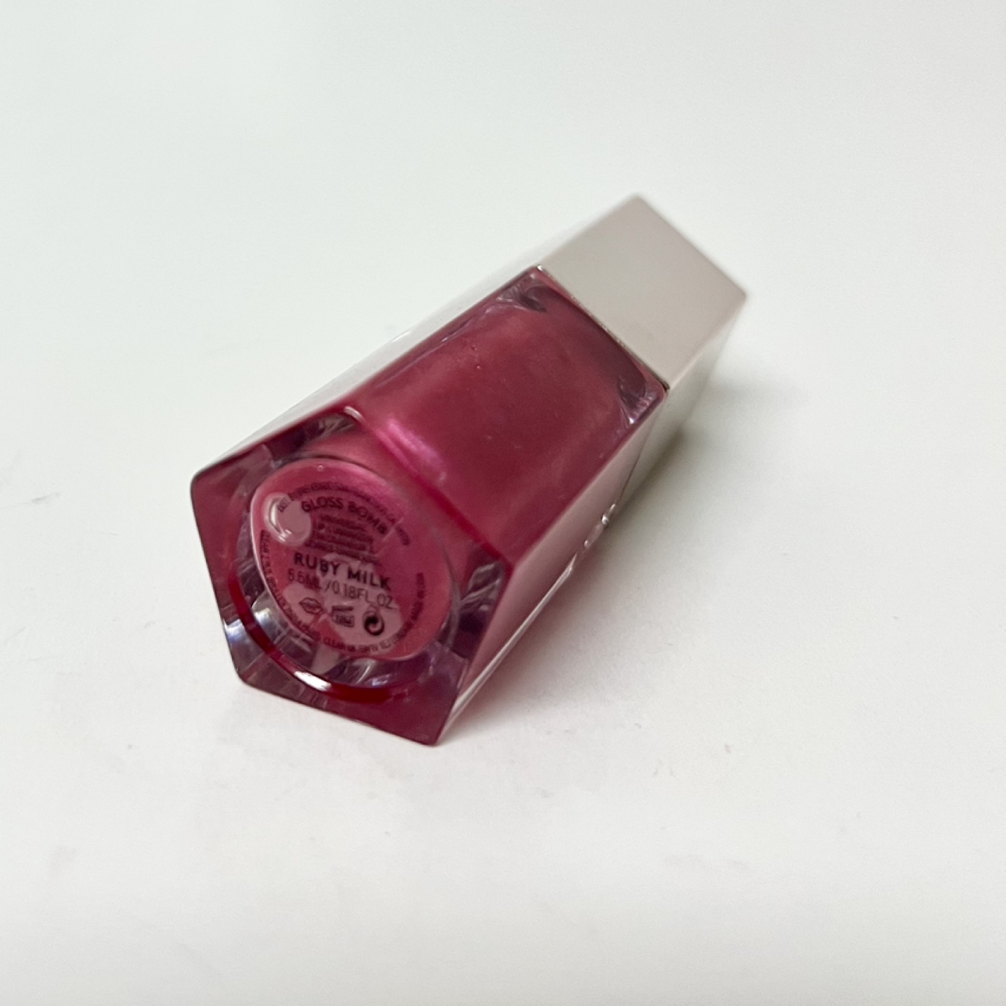 FENTY BEAUTY lip gloss image indicator(2)