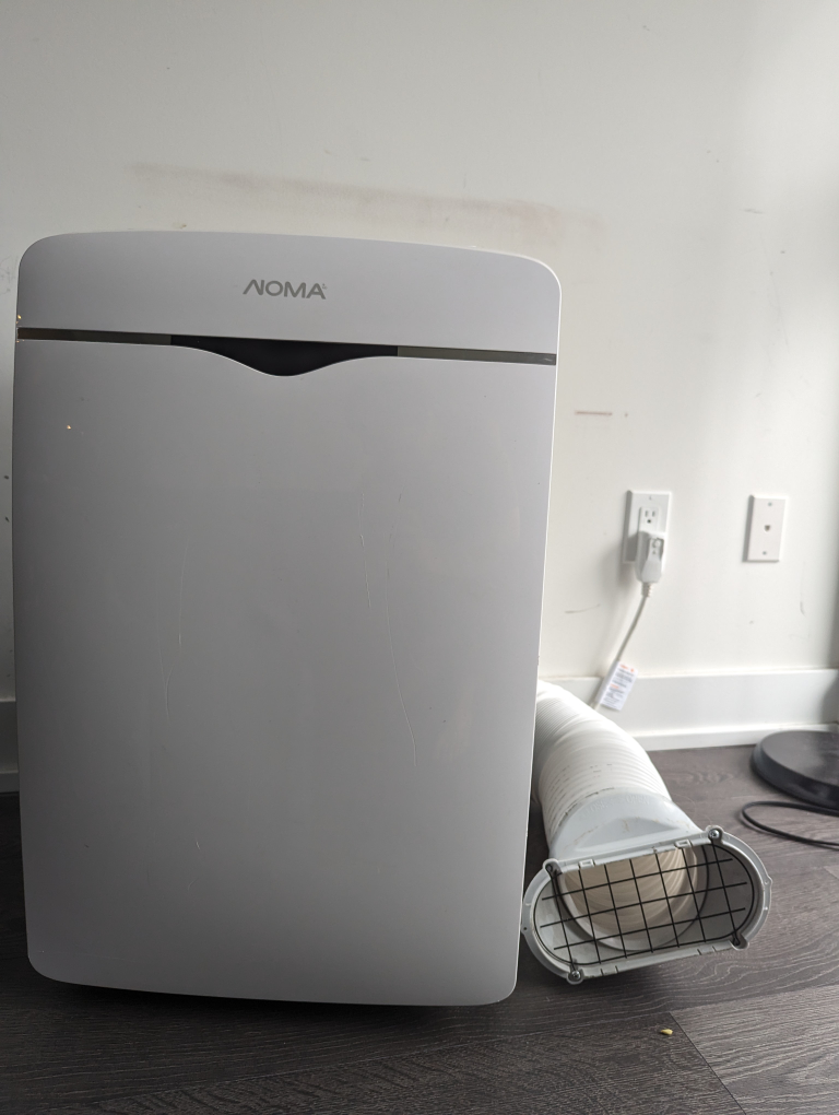 Moving sale - Portable AC - photo 2