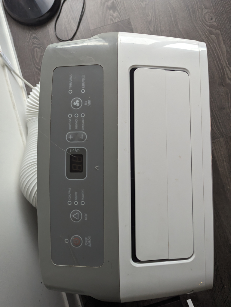 Moving sale - Portable AC - photo 3