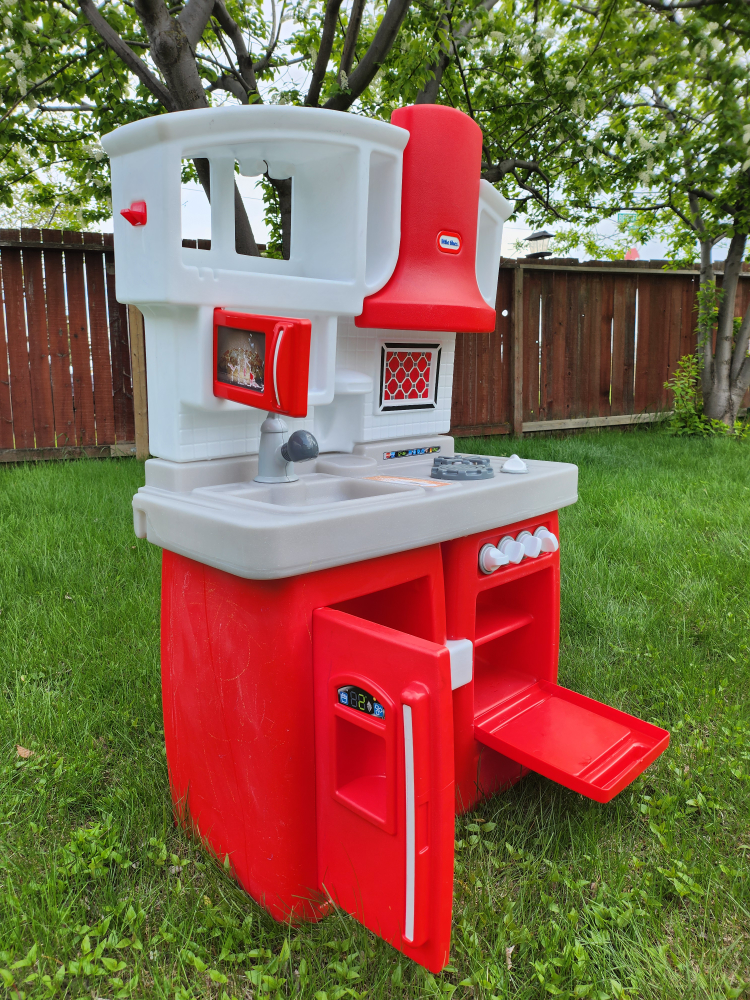little tikes kitchen - photo 3