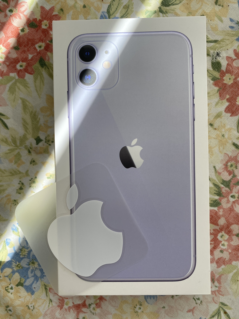 iPhone Apple Box ONLY and a sticker image indicator(2)