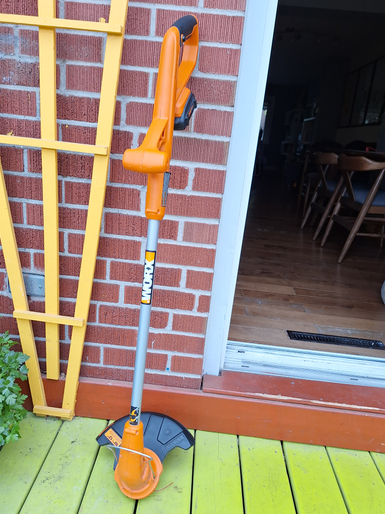 Cordless String Trimmer & Edger thumbnail