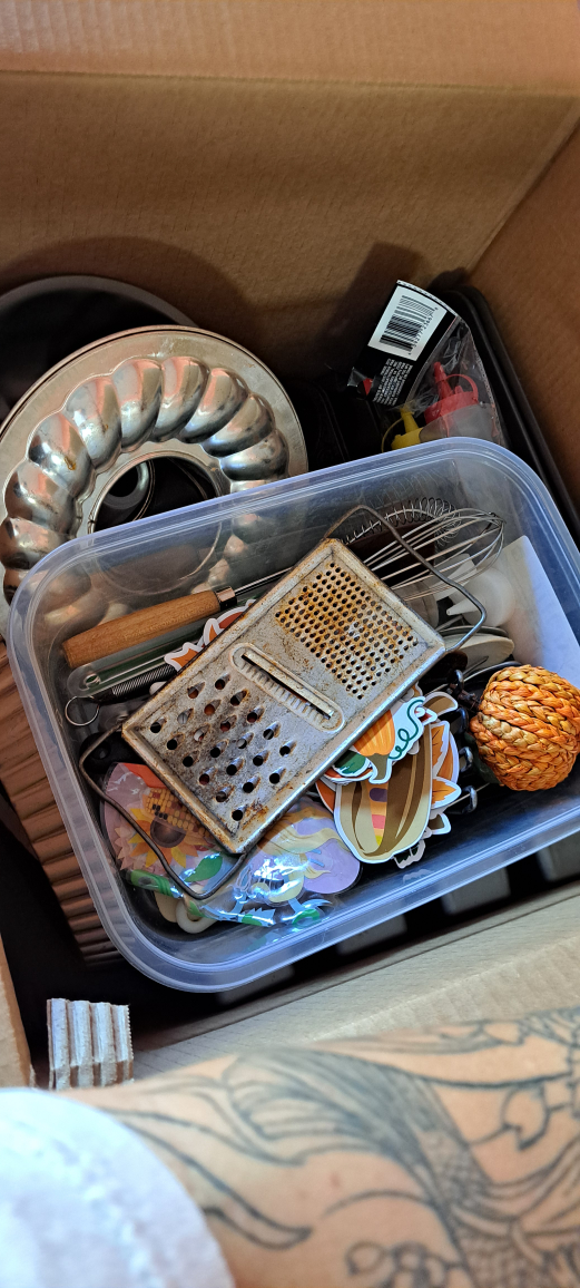 household items - photo 3