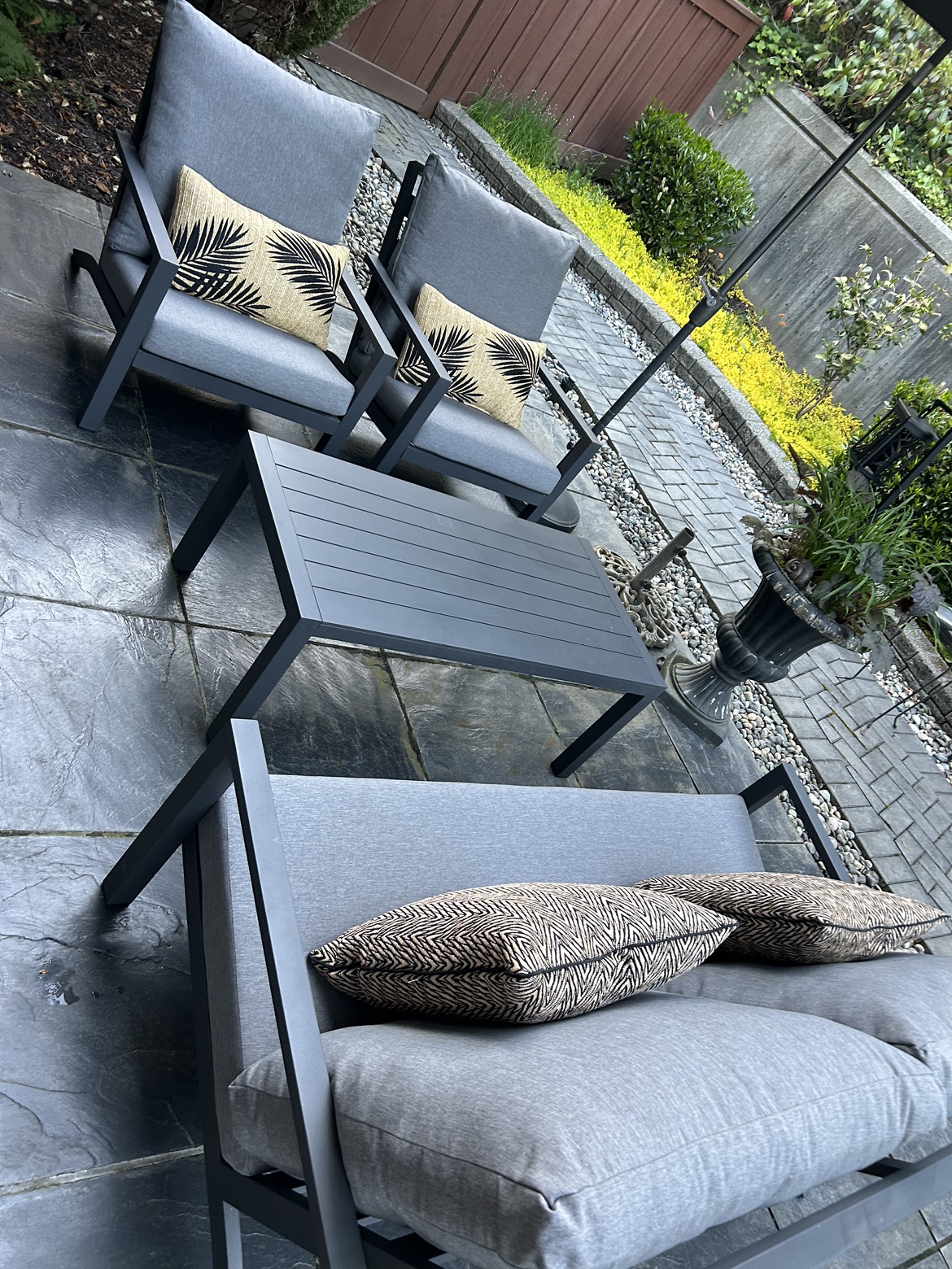 OUTDOOR FURNITURE GROUPING