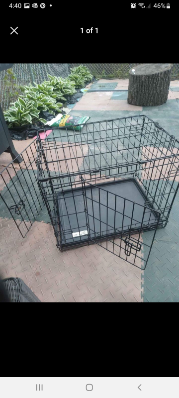 small dog crate with 2 doors