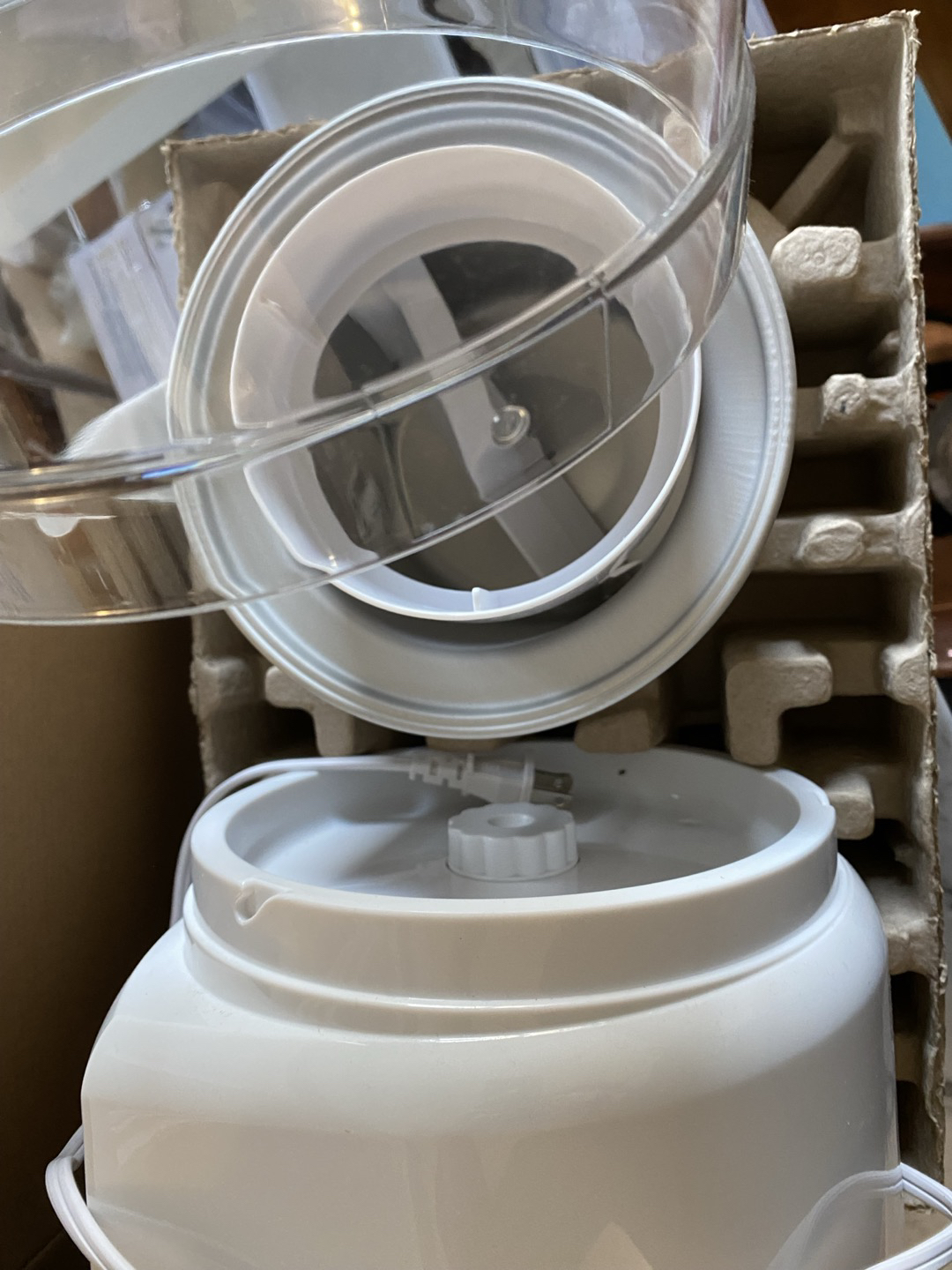 Cuisinart Ice Cream Maker - photo 2