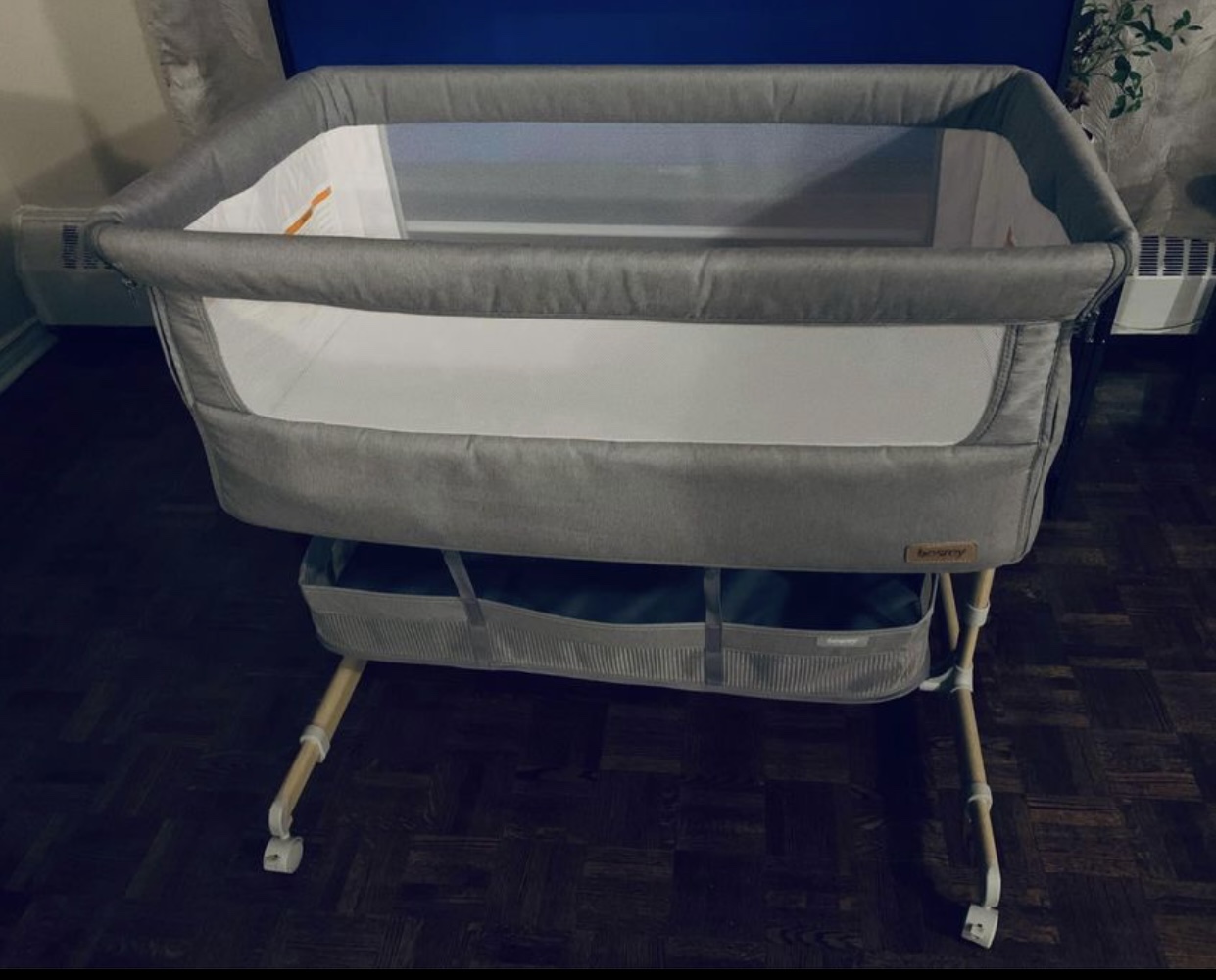 Besrey Baby Bassinet Bedside Sleeper image indicator(2)