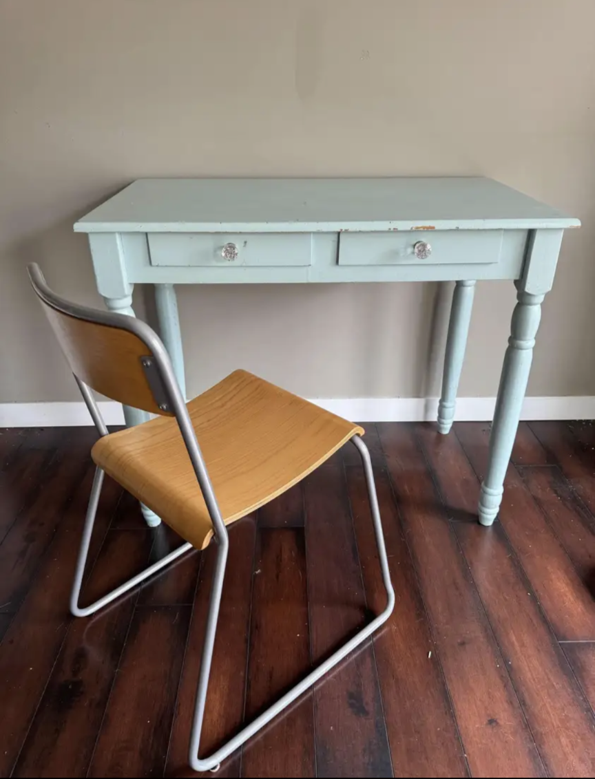 Cute Distressed Blue Desk and Desk Chair