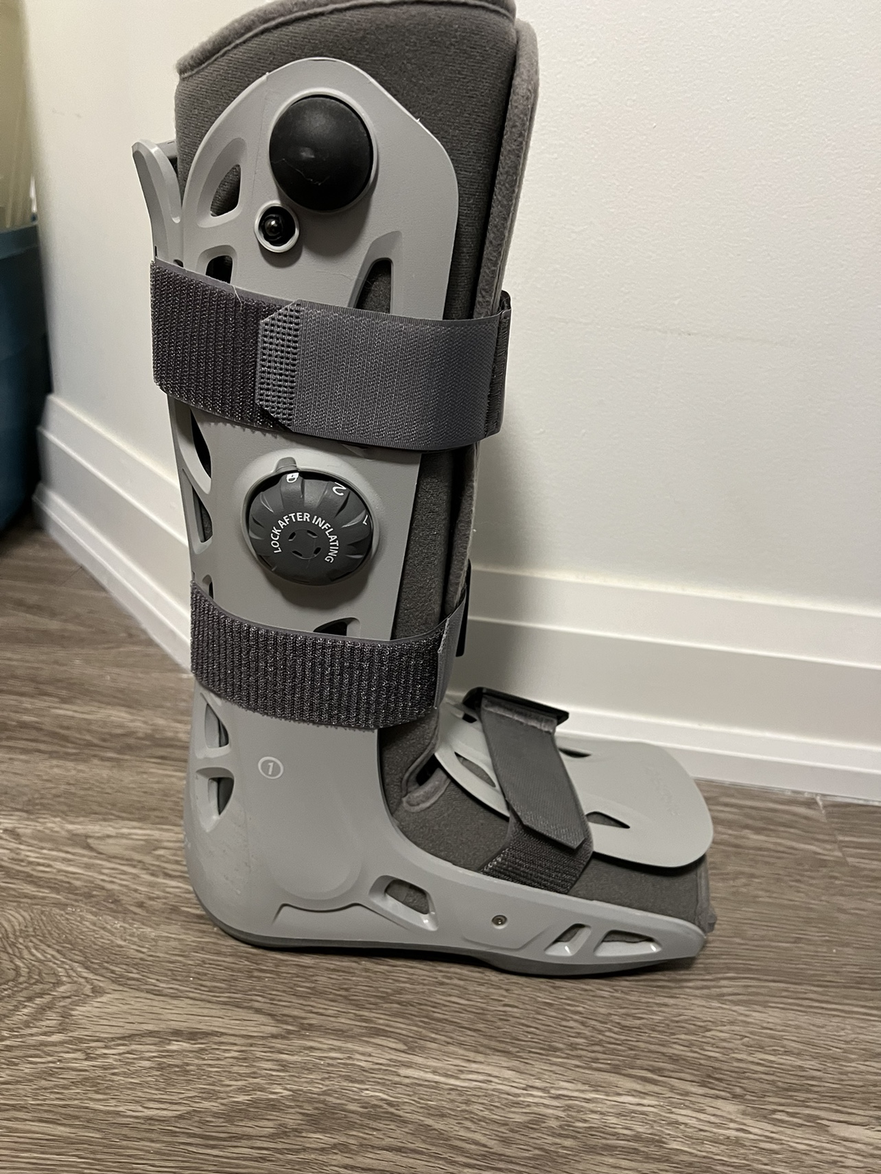 Aircast Walking Boot, size L thumbnail