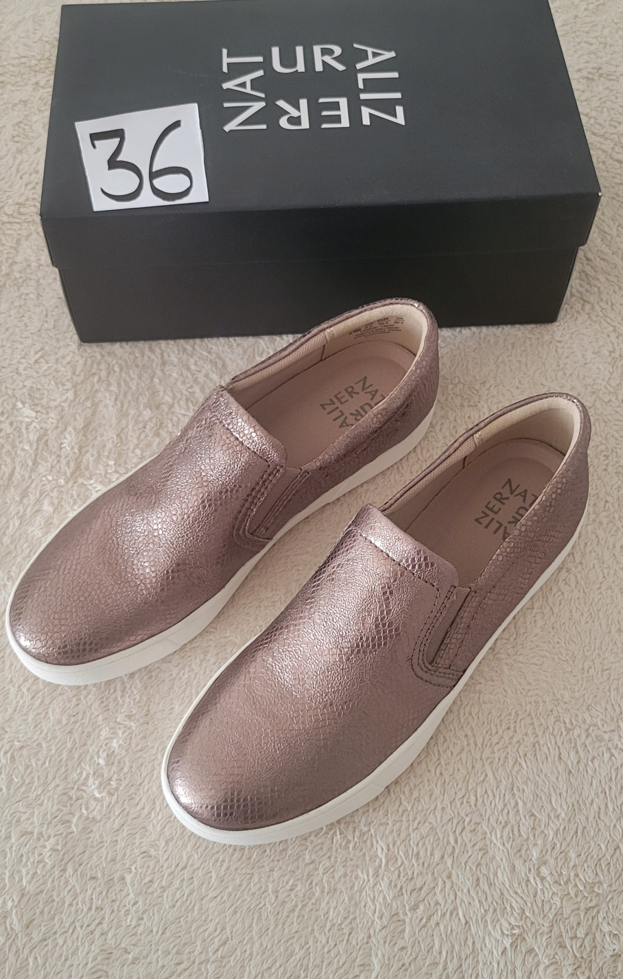 Naturalizer Women's Shoes image indicator(6)