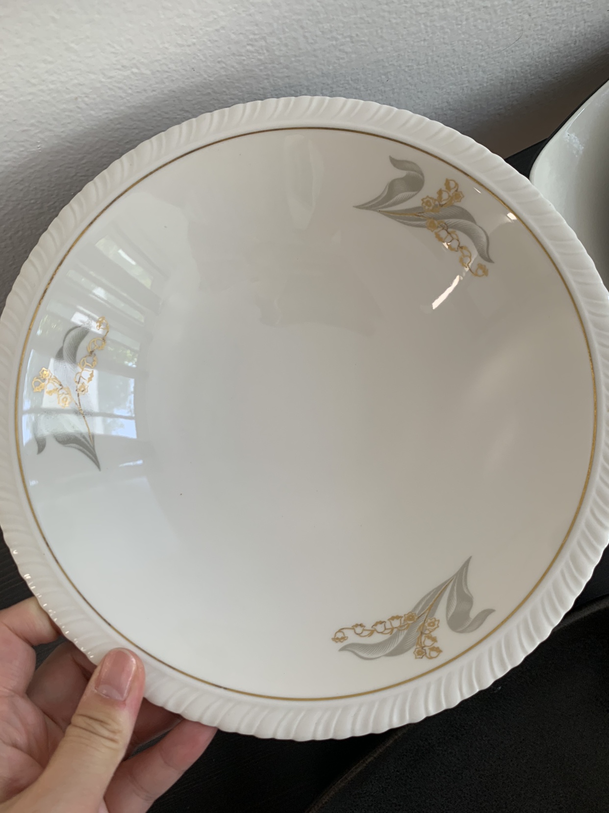 All expensive gorgeous plates - photo 5