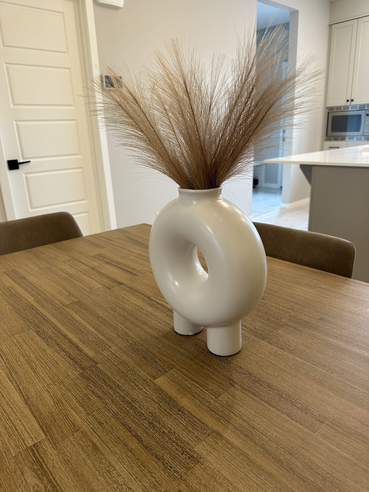 Ceramic Vase - for modern home decor with Pampas - photo 3