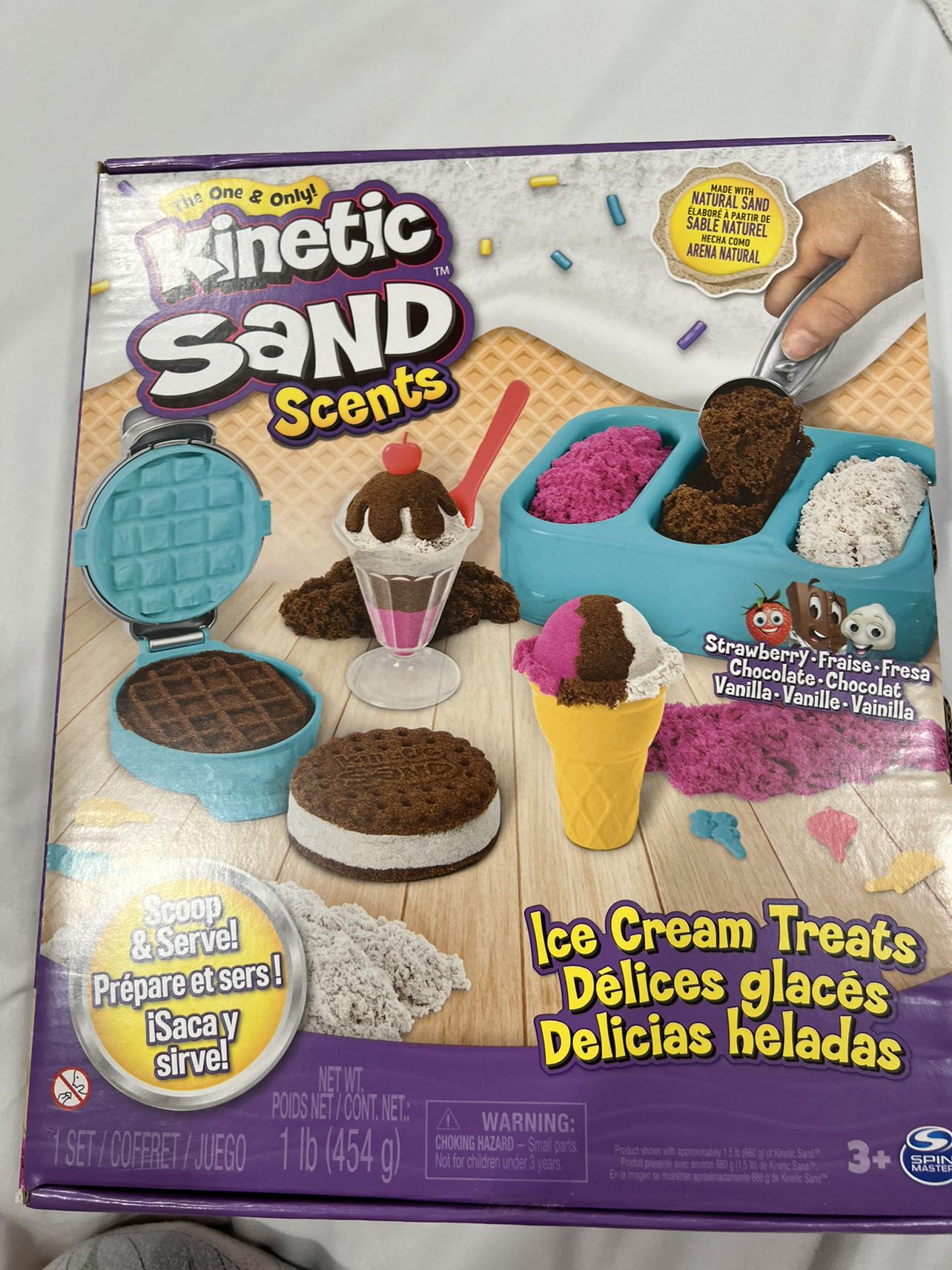Unopen Box: Kinetic Sand Scent