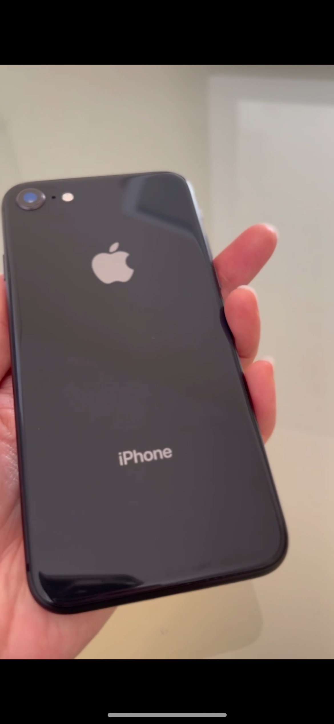 Black Apple iPhone 8(64GB) UNLOCKED - photo 3