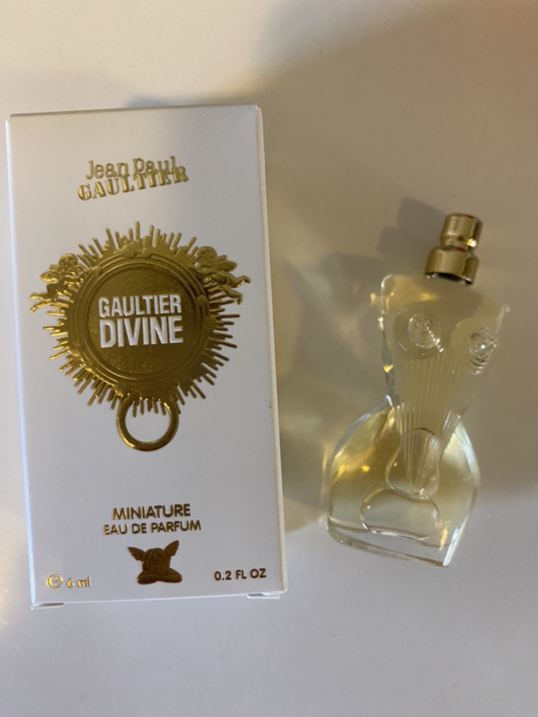 Fragrance bundle. Brand new. Set of 3 image indicator(2)