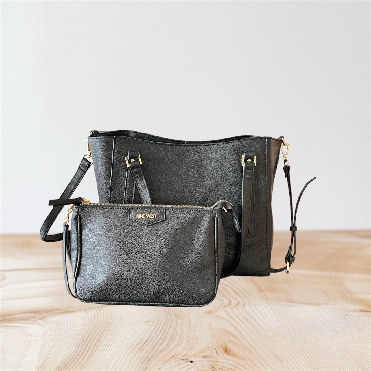 NINE WEST TOTE (black)