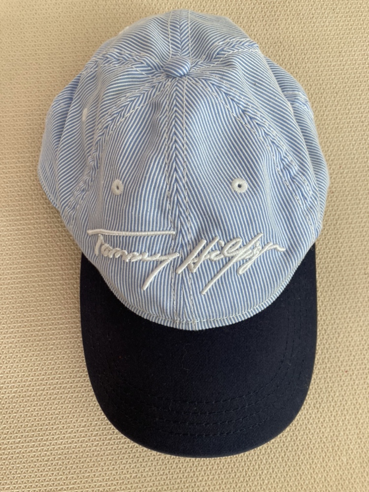 Tommy Hilfiger vintage looking cap thumbnail