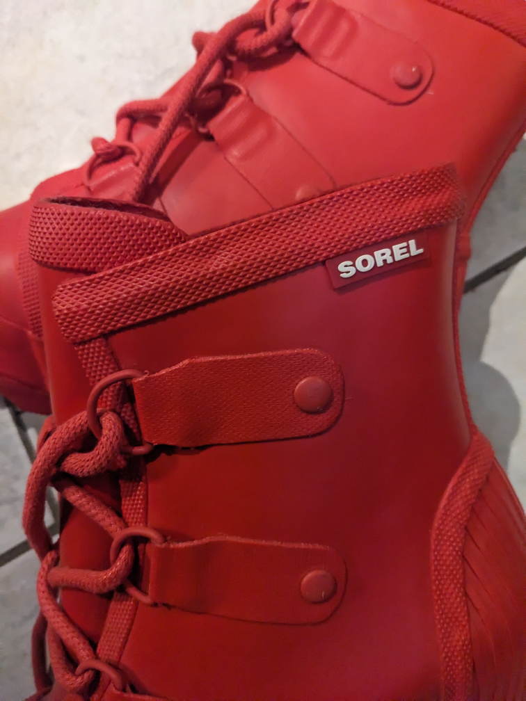 brand new red Sorel Rain Boot Wedges size 7.5 image indicator(9)