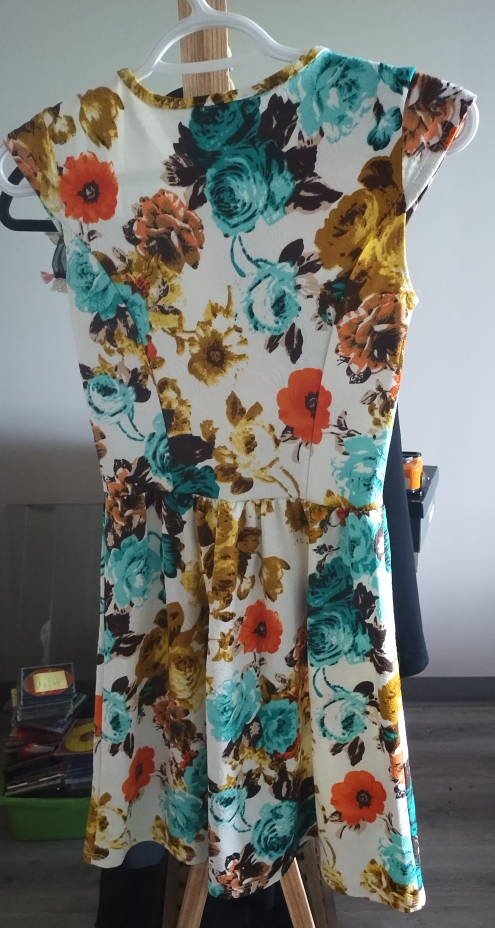 Cute Summer Dress - photo 2