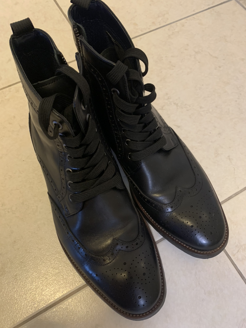Men’s Shoes